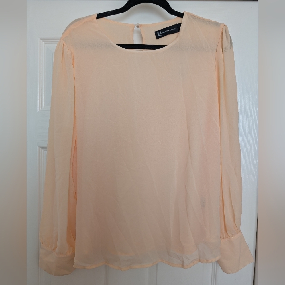NWT NEW YORK & CO Long Sleeve Button Cuff Top